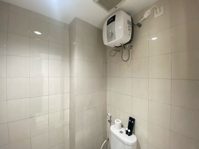 ブライト アンド リラクシング ベッドRム アット メカルワンギ スクエア バンドン