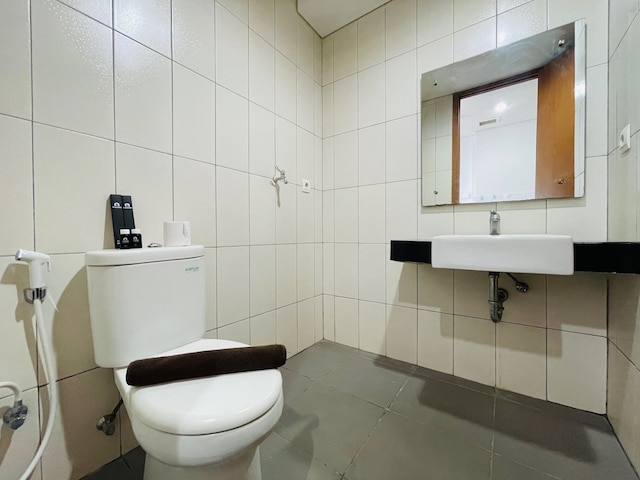 コージー スタジオ ルーム アット ダゴ スイーツ アパートメント