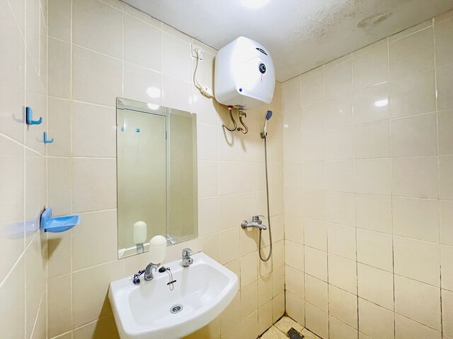 スペーシャス スタジオ ルーム アパートメント アット パラヒャンガン レジデンス