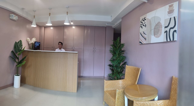 グローリー・ホテル・クバオ