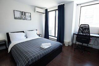 サムサン トロント - ホステル