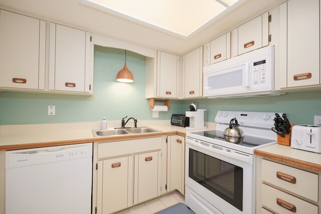 インターコースタル ドリームズ 102