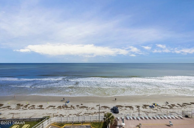 ビューティフルビーチフロントリゾートコンド