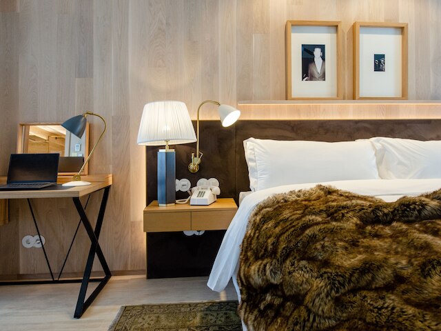 ブラウンズ アベニュー ホテル