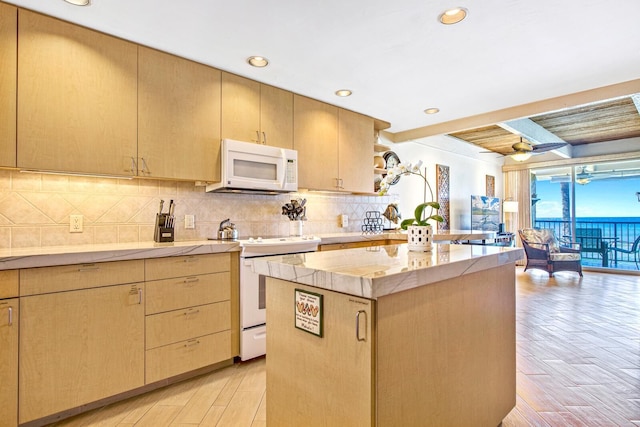 ロケラニ LOK-B203 バイ KBM