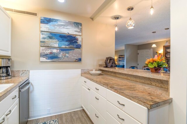 ワイレア エルア ヴィレッジ WEV-2103 バイ KBM