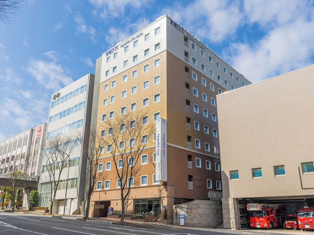 東横 INN 横浜市営地下鉄センター南駅