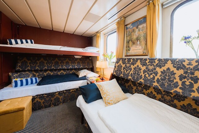 リバー・ホテル