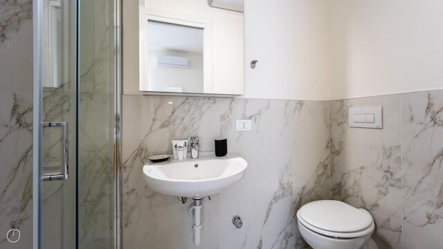 イタリアンウェイ - ザ B ビレッジ ビジネス - 30