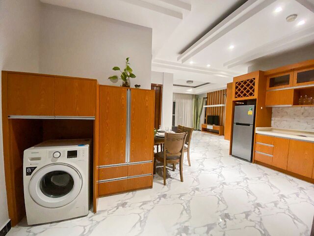 ヘング モハサル アパートメント