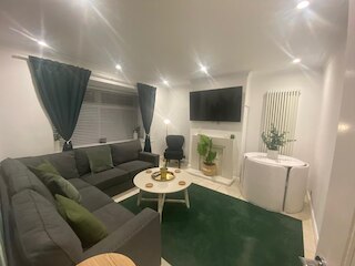 チャーミング 3 ベッド ハウス ニア セントラル マンチェスター