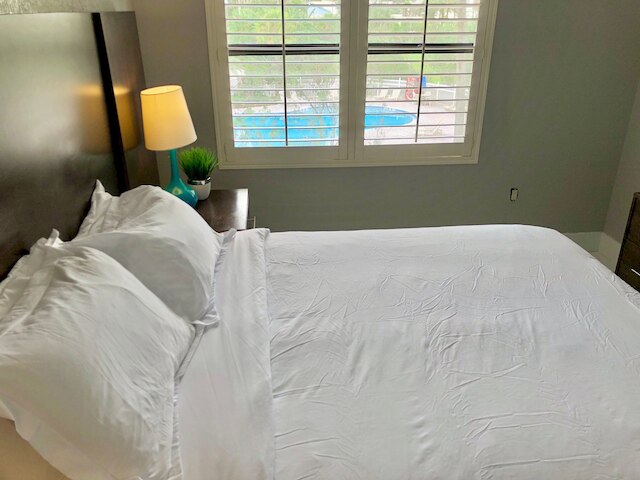 1305U- ボルケーノ ベイ プール バルコニー ビュー 2 ベッドルーム スイーツ