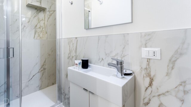 イタリアンウェイ - ザ B ビレッジ スタンダード - T2