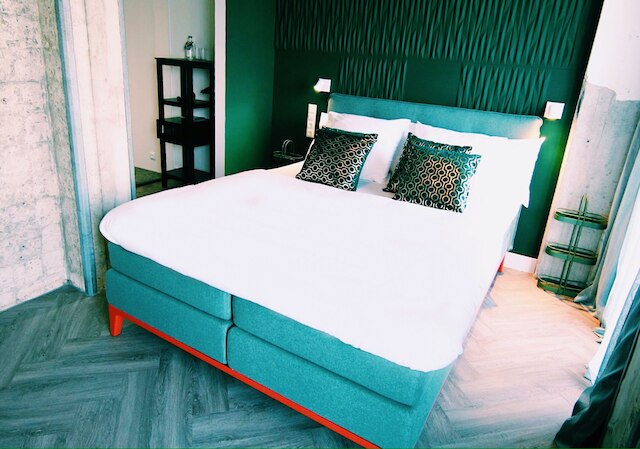 ベッドバイツ&ビジネスホテルロッテルダム