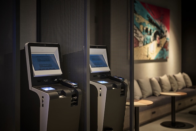 ザ ロイヤルパーク キャンバス銀座コリドー