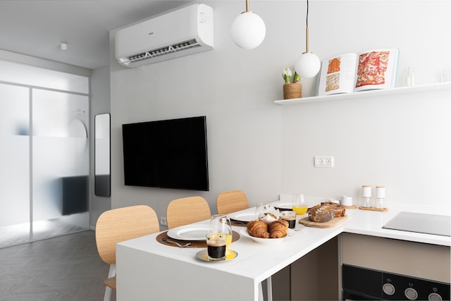 コージー サンクチュアリー ウィズ ア モダン ツイスト バイ シー エヌ レント