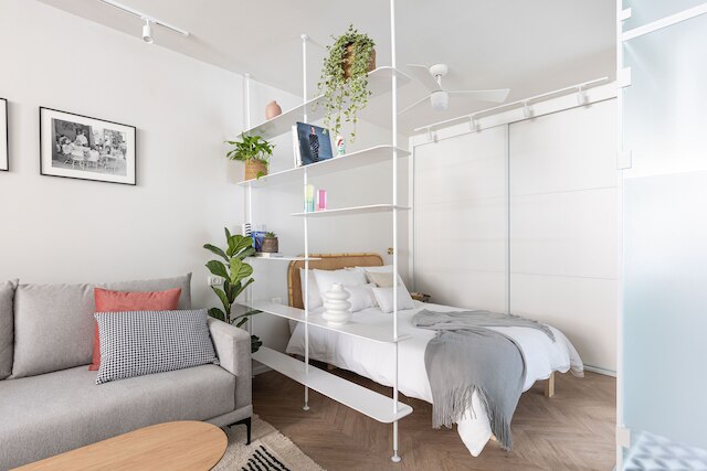 コージー サンクチュアリー ウィズ ア モダン ツイスト バイ シー エヌ レント