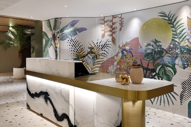 トライブ バリ クタ ビーチ