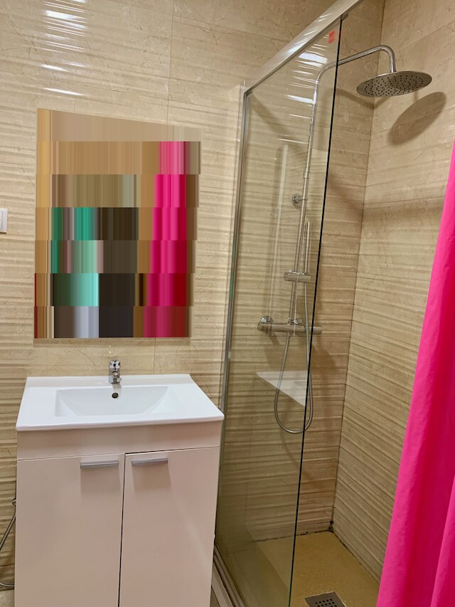 ラ・ペルラ・デ・ルジョ・ホステル