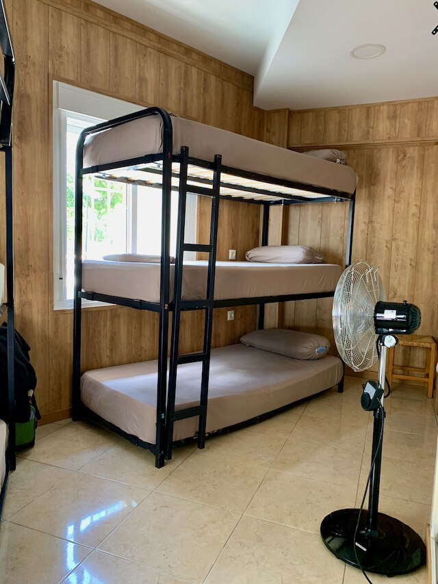 ラ・ペルラ・デ・ルジョ・ホステル