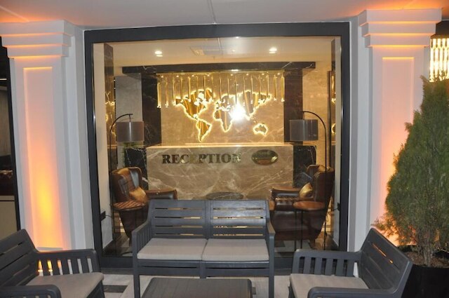 ゴラズスーツオテル