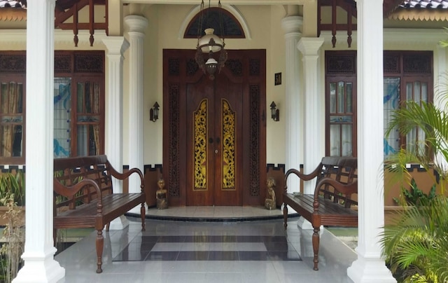 グリヤ・ジョグロ・カリウラング