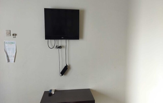 グリヤ・ジョグロ・カリウラング