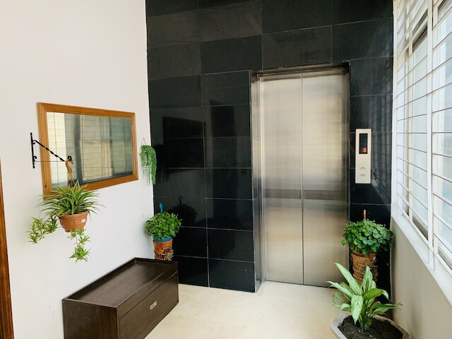 ビューティフル 2 ベッド アパートメント イン ダッカ