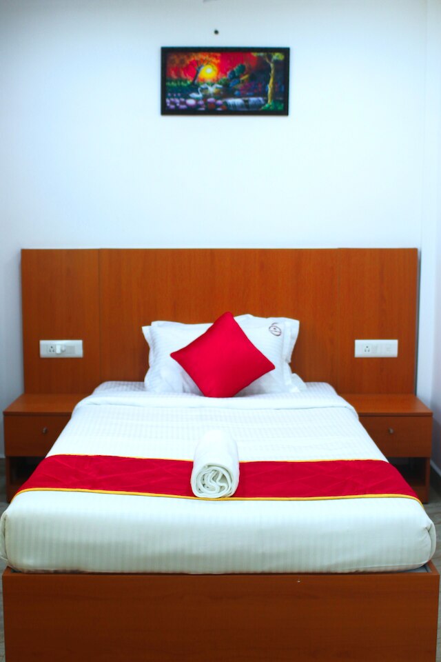 K11 エクスプレス - オップ エクスプレス アベニュー