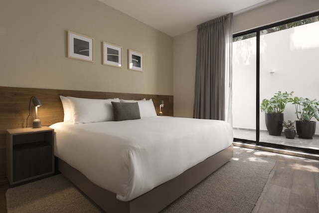 レオノラ ブティック ステイズ バイ ビアドラ