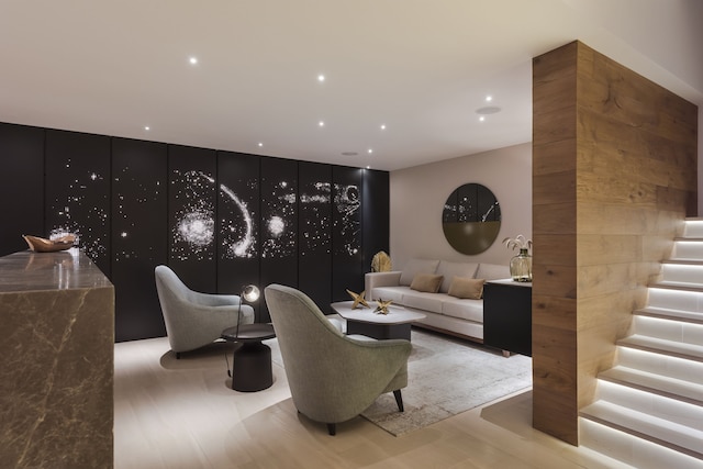 レオノラ ブティック ステイズ バイ ビアドラ