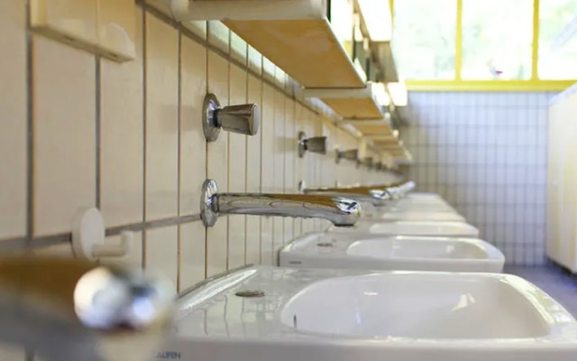 ザ・ハングオーバー・ホスピタル - ホステル