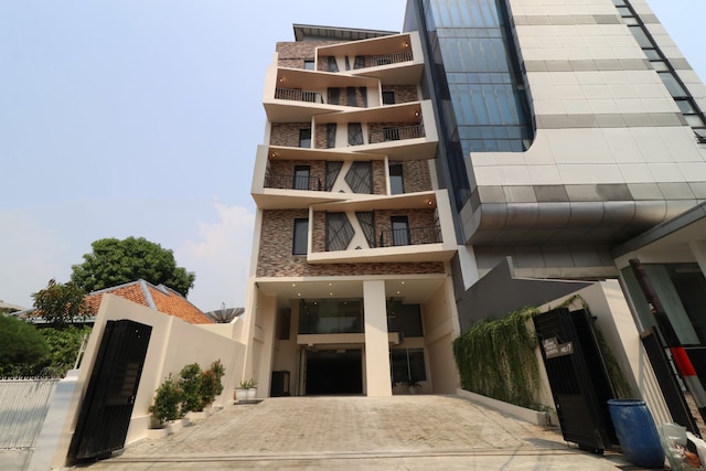 フラメンコ アーバン リビング