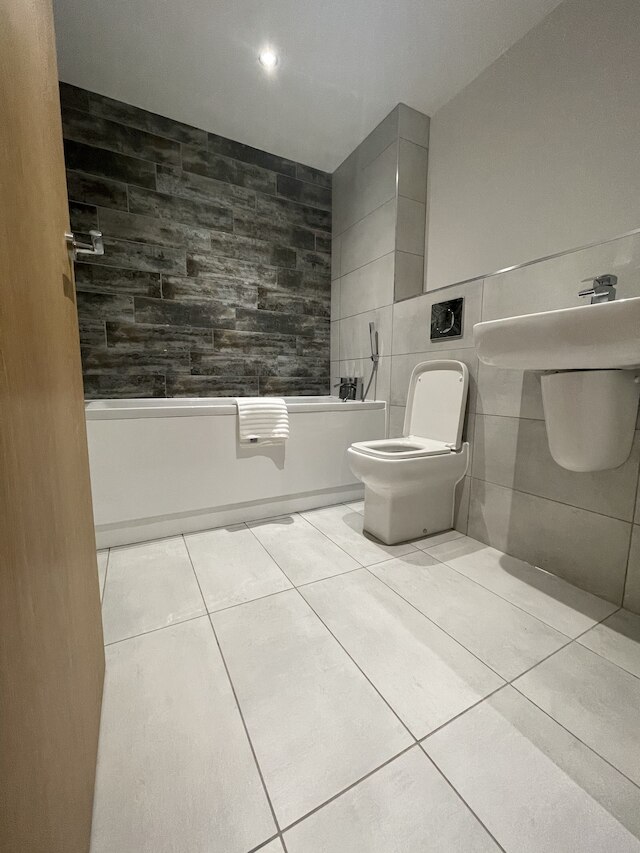 ラグジュアリー 2  ベッド アパートメント イン マンチェスター ウィズ パーキング