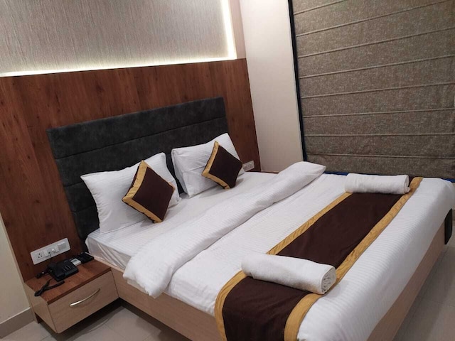 ザ パナッシュ ホテル & バンケッツ