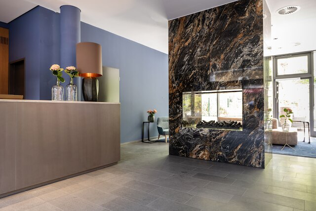 ジューンシックス・ベルリンシティウエスト