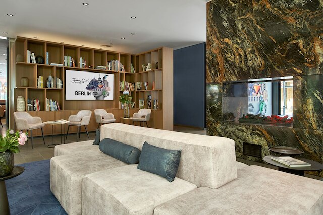 ジューンシックス・ベルリンシティウエスト