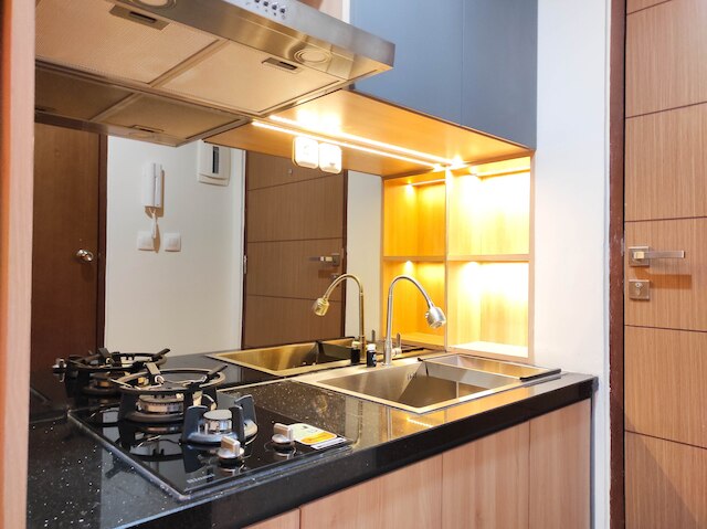 コンフィー スタジオ アット ヴィダ ビュー マカッサル アパートメント