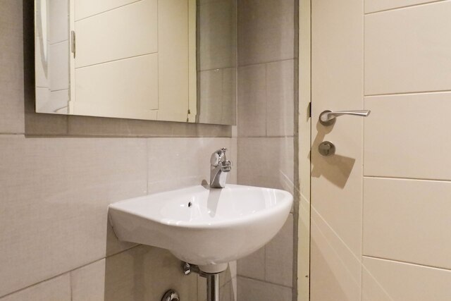 グランド ラグジュリアス アンド スペーシャス スタジオ アット ベンソン スーパーモール マンション アパートメント