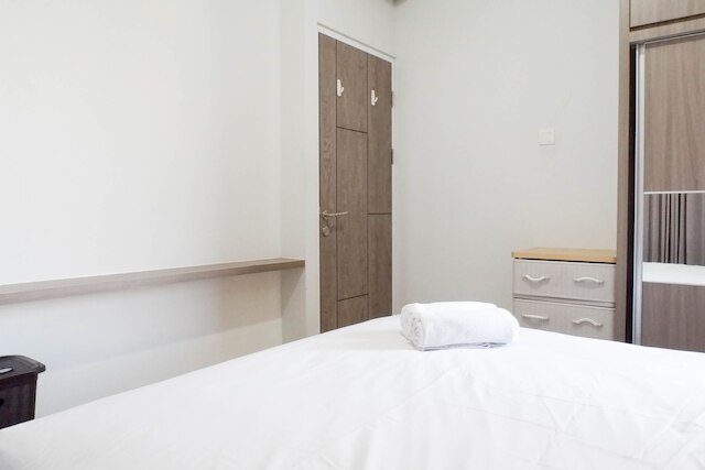 ベスト プライス 2 ベッドー ウィズ プール ビュー アパートメント アット タマン メラティ スラバヤ