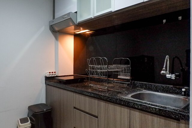 ベスト プライス 2 ベッドー ウィズ プール ビュー アパートメント アット タマン メラティ スラバヤ