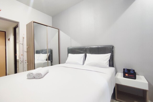 コージー リビング スタジオ アット ザ アルトン アパートメント