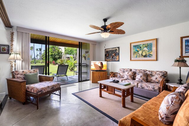 ケーーホウ コナ サーフ & ラクット クラボッ7-102 ホーヌ ハレ」