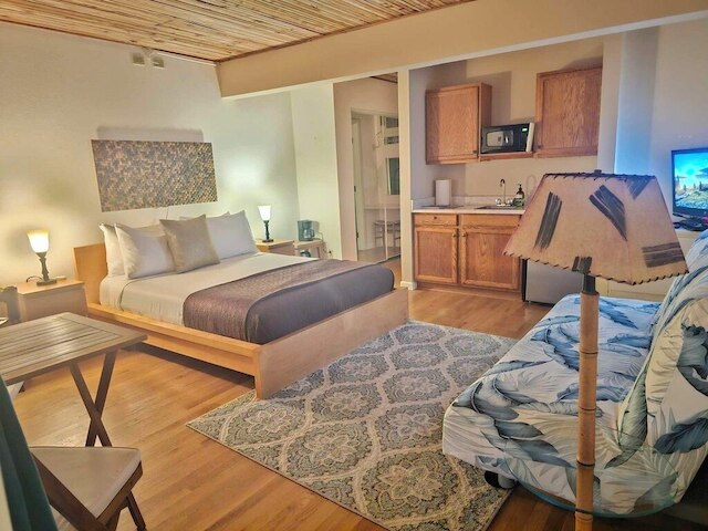 ルアナ・ナイア・イン