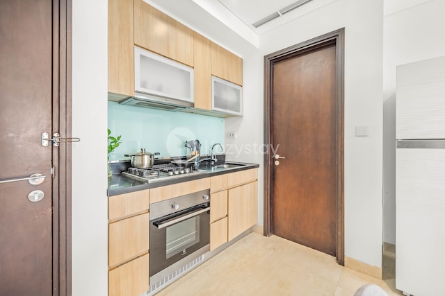 カネラ バイ コジーステイ