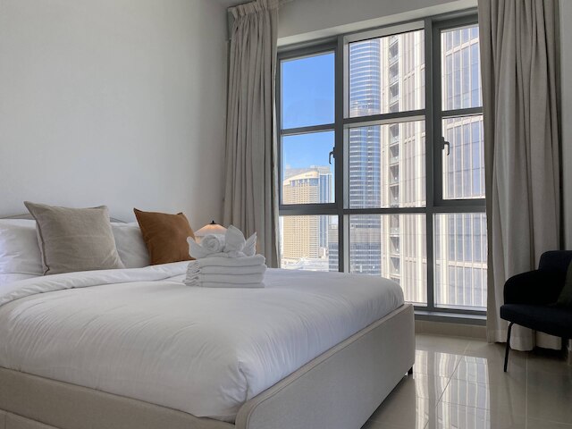 ラックス BnB スタンドポイントタワーズ ブルジ & ファウンテンビューズ