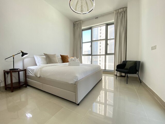 ラックス BnB スタンドポイントタワーズ ブルジ & ファウンテンビューズ