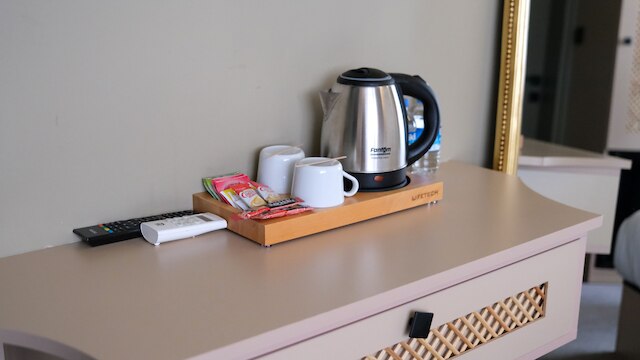 バイ キニャス ホテル