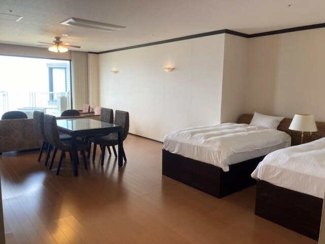 ニューウェストペニンシュラホテル