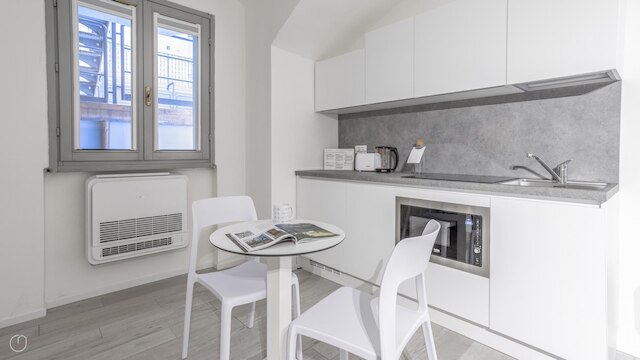 イタリアンウェイ - ザ B ビレッジ スタンダード - T4